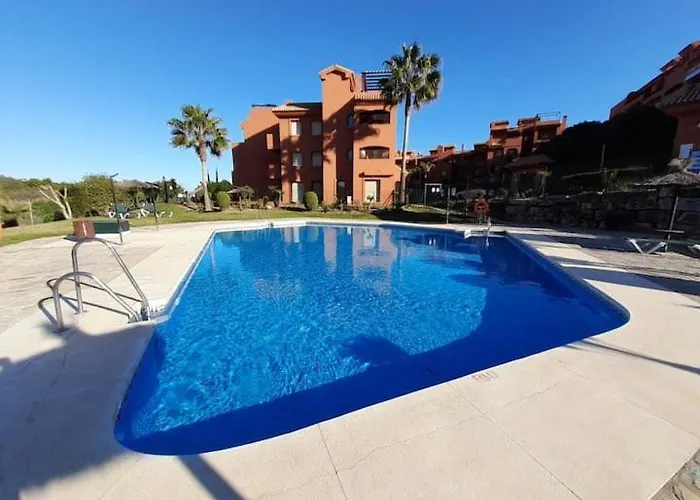 Apartamento Espacioso Muy Tranquilo Con Piscinas Y Jardines Cercano A La Playa